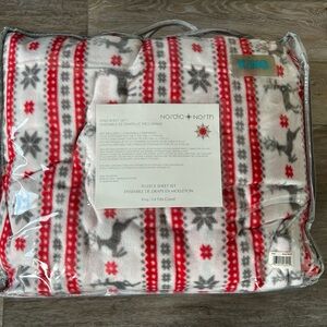 Red and Gray Fleece King Sheets